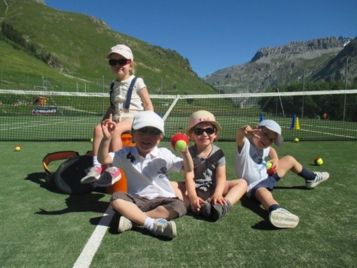 CURSO DE MINI TENIS VAL D'ISERE - 4/5 AÑOS